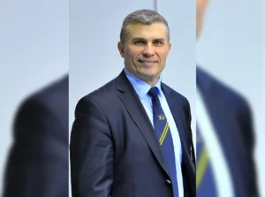 Александр Вишневский